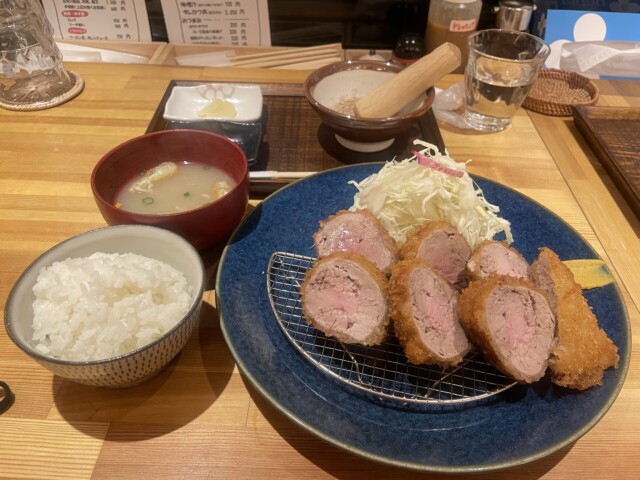 屋形のとんかつ１